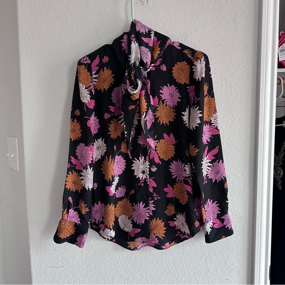 Ann Taylor Autumnal Floral Tie Neck Blouse XS - Picture 3 of 8